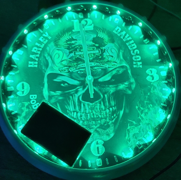 Harley Davidson skull 12" led clock - Picture 2 of 8